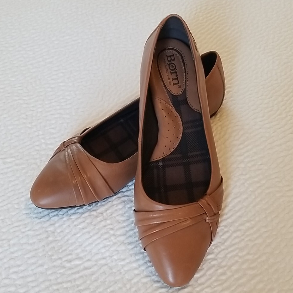 Born Women's Tan Flats